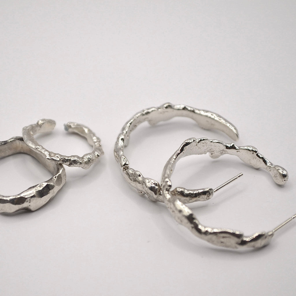 Molten Hoops
